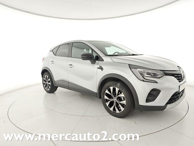 RENAULT Captur Argento metallizzato