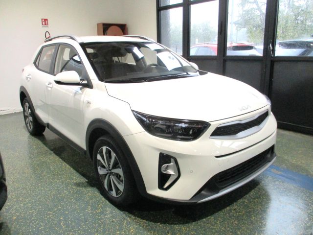 KIA Stonic Bianco pastello