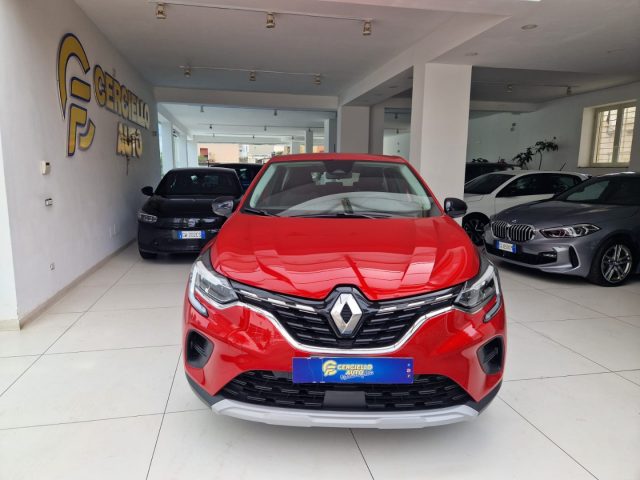 RENAULT Captur Bordeaux metallizzato