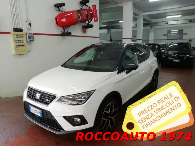 SEAT Arona Bianco pastello