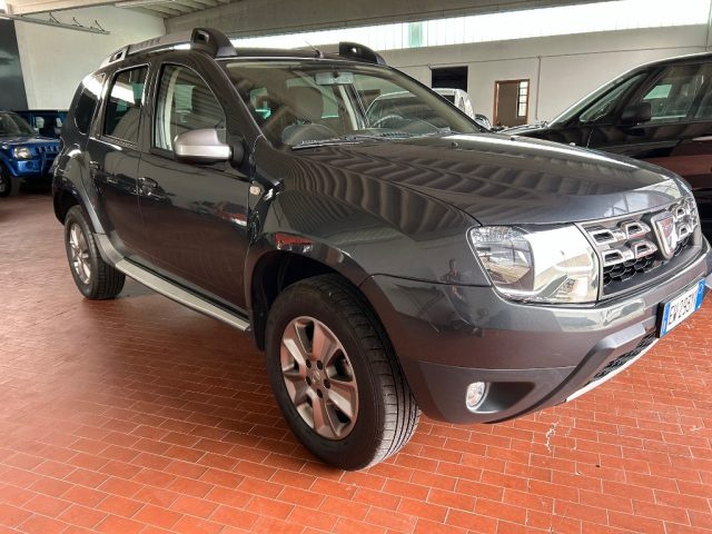 DACIA Duster Grigio scuro metallizzato