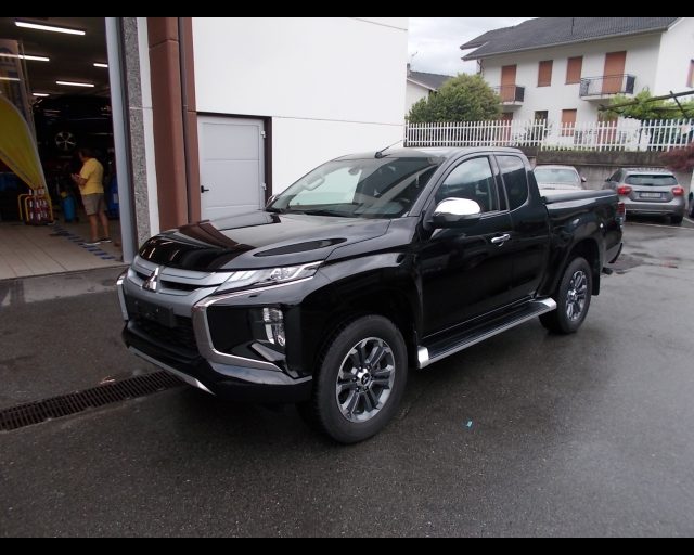 MITSUBISHI L200 cl.cab 2.3d Intense 4wd 150cv 