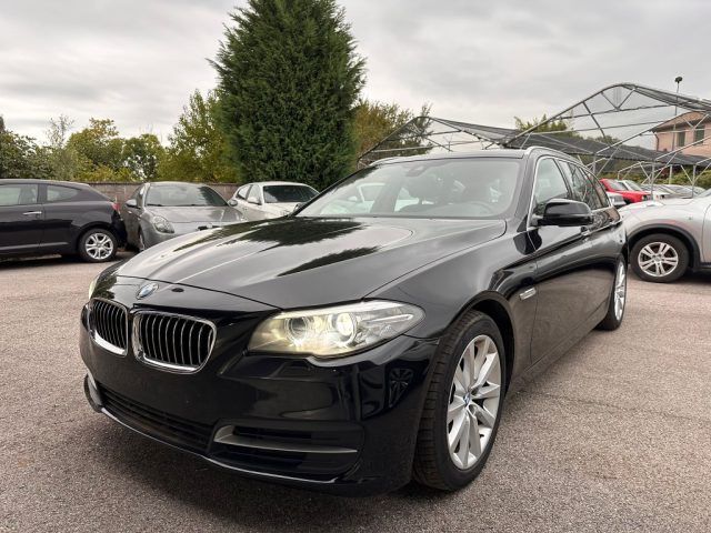 BMW 520 d Touring Luxury Automatica Navi Tetto Pelle 