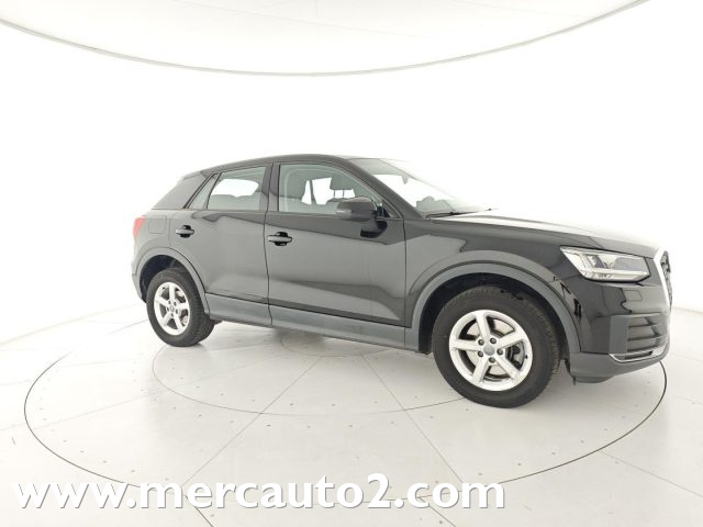 AUDI Q2 Nero metallizzato