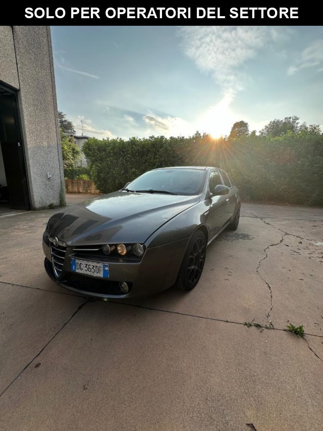 ALFA ROMEO 159 2.4 JTDm 20V 210 CV SW Distinctive 