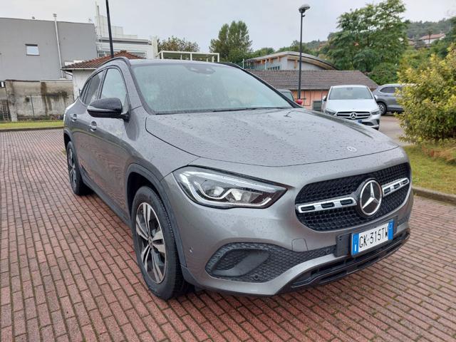 MERCEDES-BENZ GLA 200 Automatic Sport Plus 