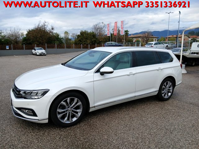 VOLKSWAGEN Passat Variant 2.0 TDI SCR EVO DSG Executive 