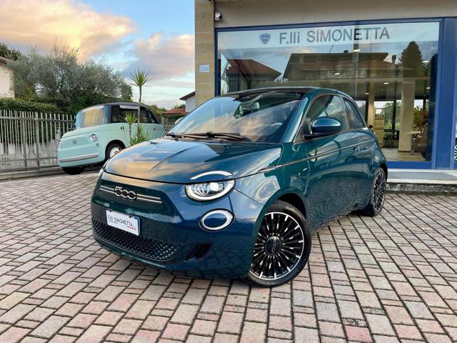 FIAT 500e La Prima Berlina 42 kWh 