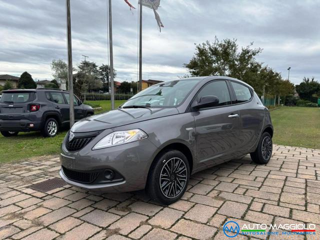 LANCIA Ypsilon 1.0 FireFly 5 porte S&S Hybrid Oro KM 0 