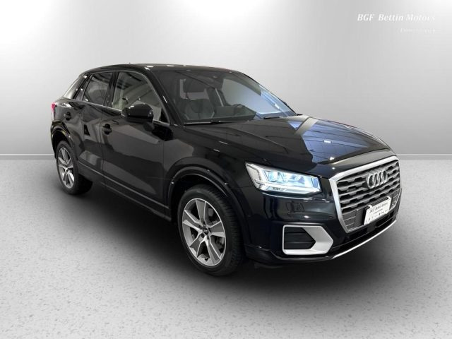 AUDI Q2 40 2.0 tfsi Admired quattro s-tronic 