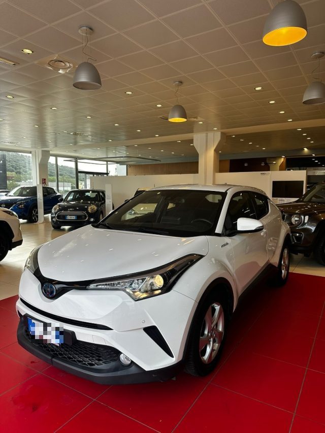 TOYOTA C-HR 1.8 Hybrid E-CVT Active 