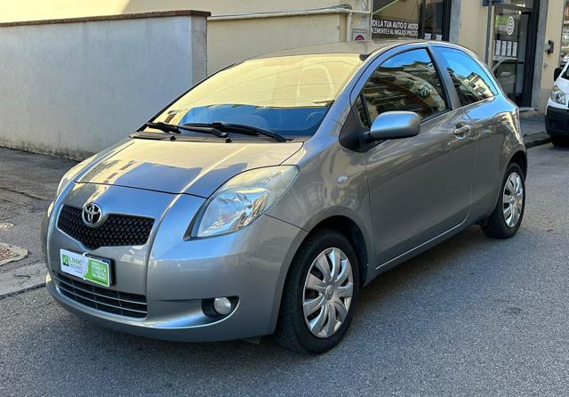 TOYOTA Yaris 1.3 3 porte -NEOPATENTATI- 