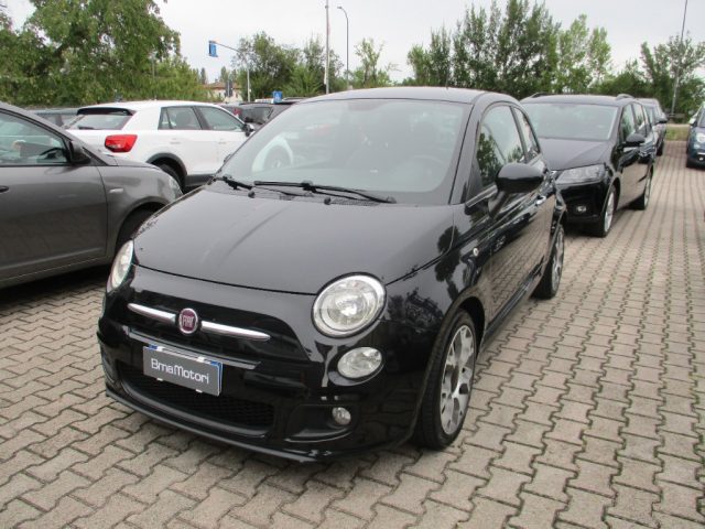 FIAT 500 Nero pastello