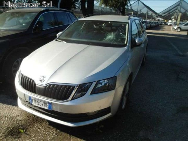 SKODA Octavia Octavia Wagon 1.6 tdi Executive 115cv dsg FV557MH 