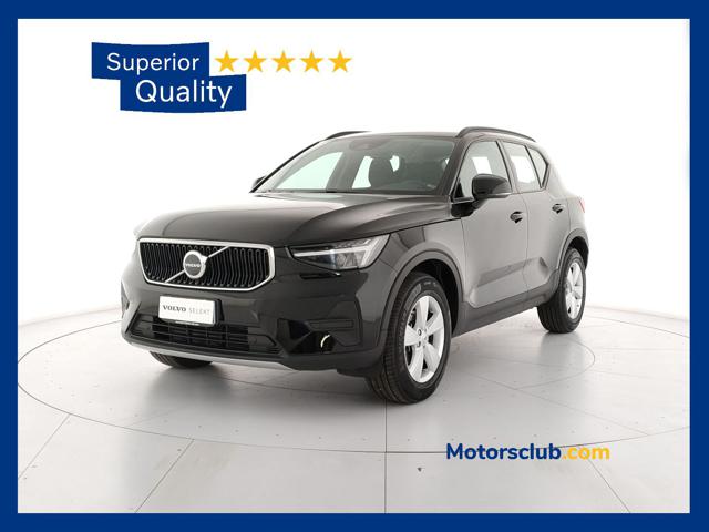 VOLVO XC40 T2 Momentum Core 