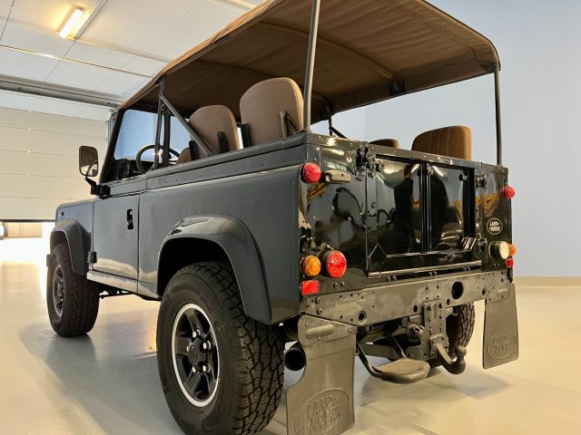 LAND ROVER Defender PEZZO UNICO !! 