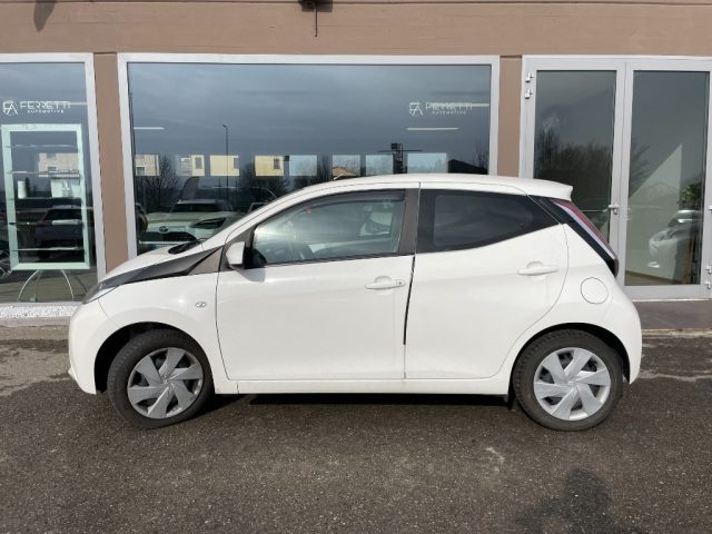 TOYOTA Aygo Connect 1.0 VVT-i 72 CV 5 porte x-fun 