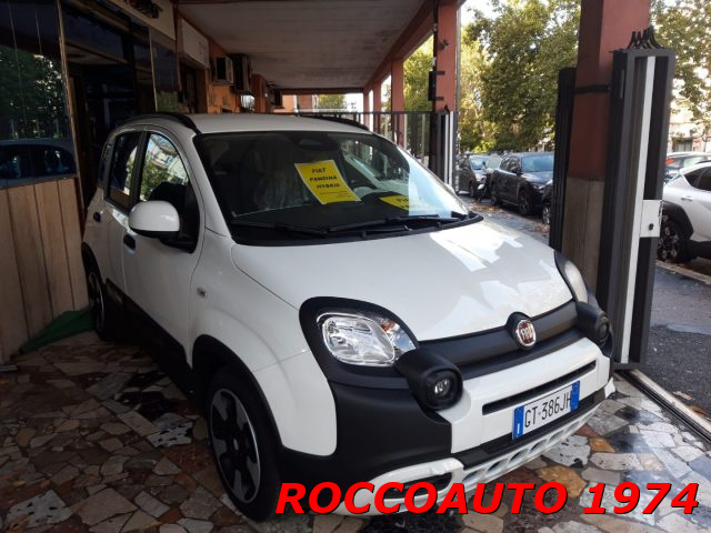 FIAT Panda Cross 1.0 Hybrid  Pandina  PACK CROSS 