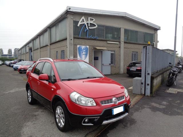 FIAT Sedici Rosso pastello