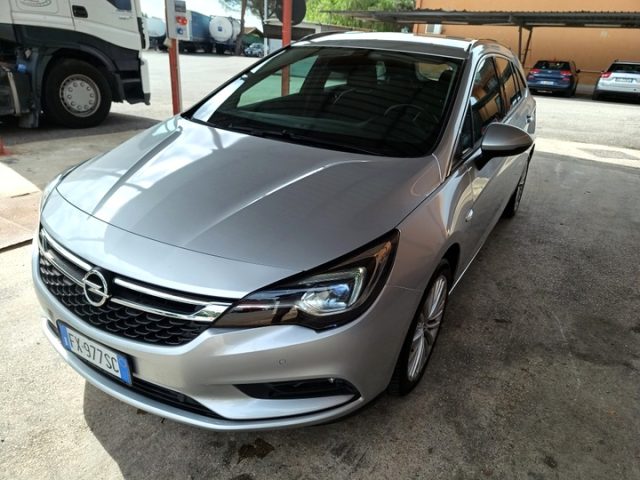 OPEL Astra Argento metallizzato