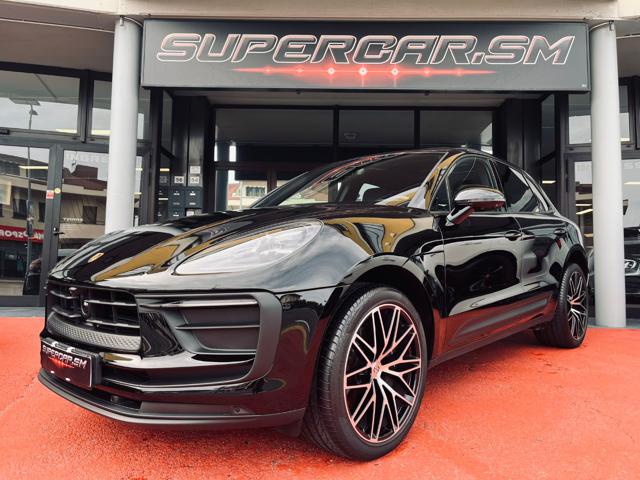 PORSCHE Macan Nero metallizzato