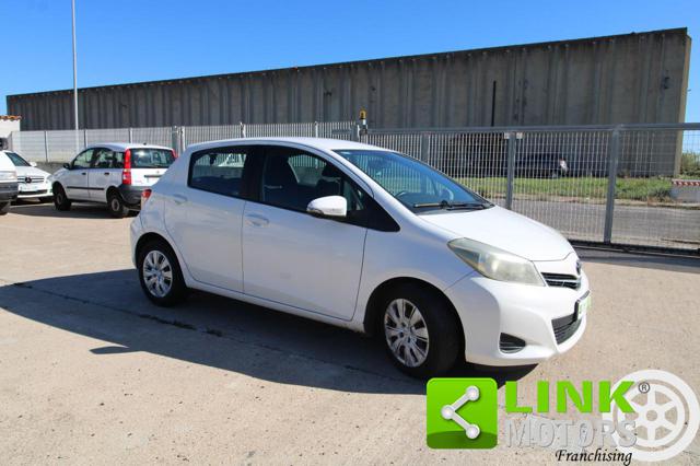 TOYOTA Yaris 1.4 D-4D 5 porte Active 