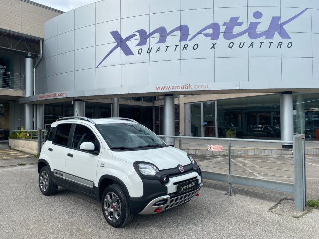 FIAT Panda Cross Bianco pastello