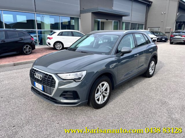 AUDI Q3 Grigio metallizzato