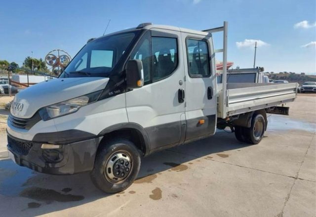 IVECO Daily 35C14 PASSO 3750 QUAD-TOR 2.3 HPT PL-RG Cabinato 