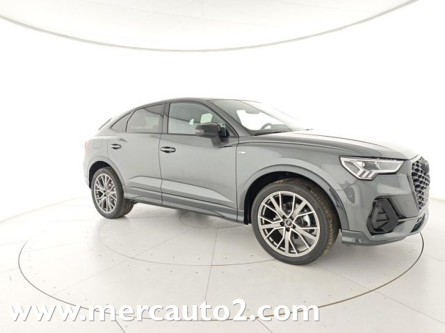 AUDI Q3 Grigio metallizzato