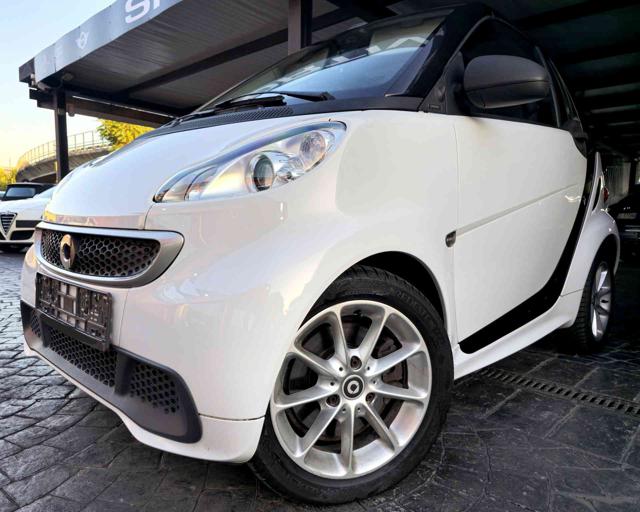 SMART ForTwo CABRIO UNIPRO!   1000 52 kW coupé 