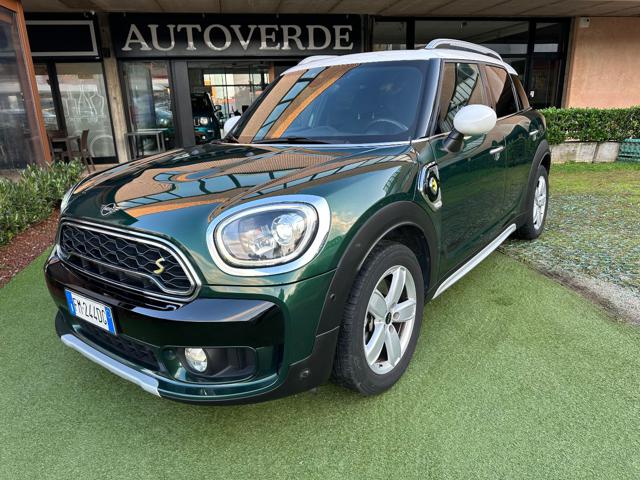 MINI Countryman Verde metallizzato