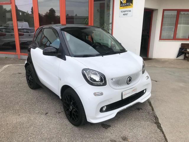 SMART ForTwo 70 1.0 twinamic Superpassion 