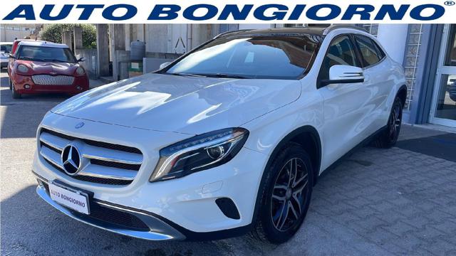 MERCEDES-BENZ GLA 200 d Automatic Sport 