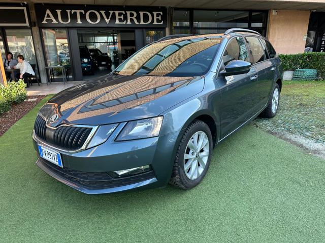 SKODA Octavia Grigio scuro metallizzato