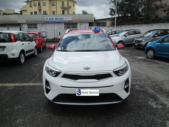 KIA Stonic Bianco pastello