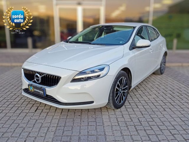 VOLVO V40 Bianco pastello