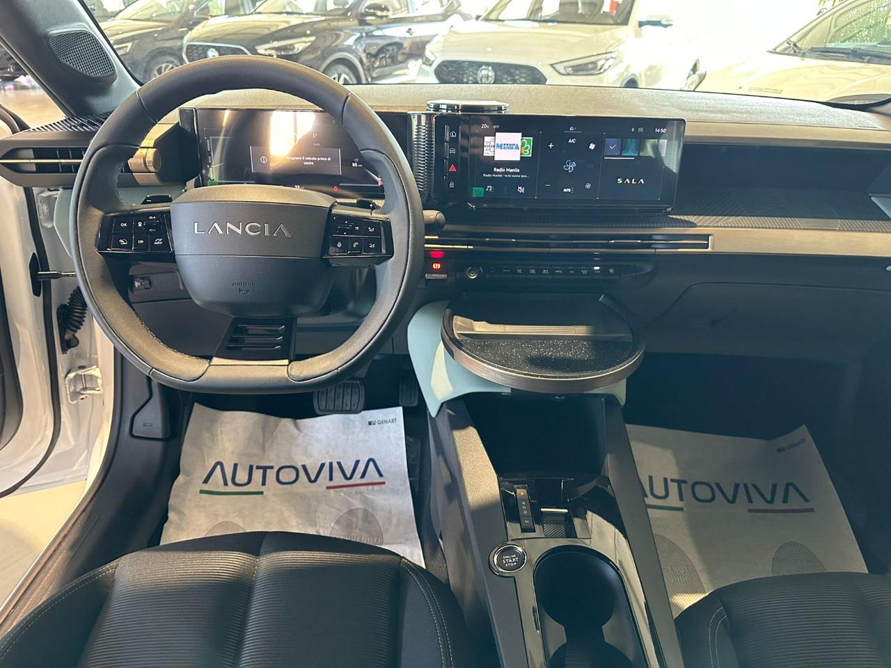 LANCIA Ypsilon Hybrid e-DCT - 16