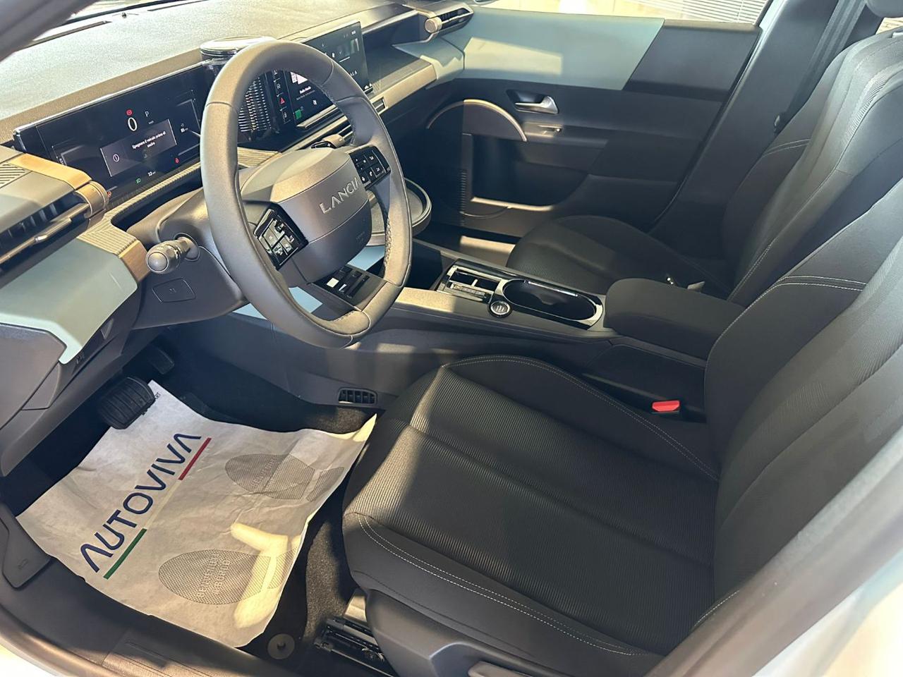 LANCIA Ypsilon Hybrid e-DCT - 19