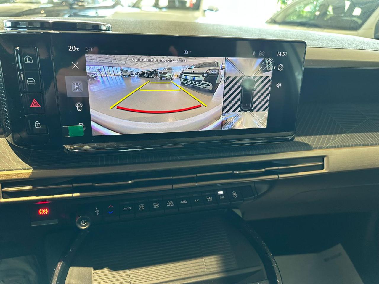 LANCIA Ypsilon Hybrid e-DCT - 22