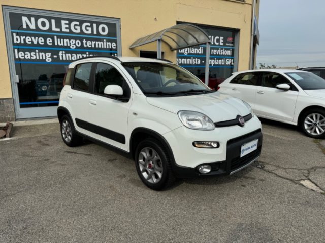 FIAT Panda 4x4 - 5 posti 