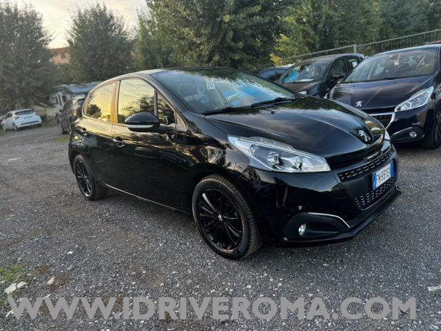 PEUGEOT 208 PureTech 82 qBlack-Edition 5 porte ?neopatentati ? 