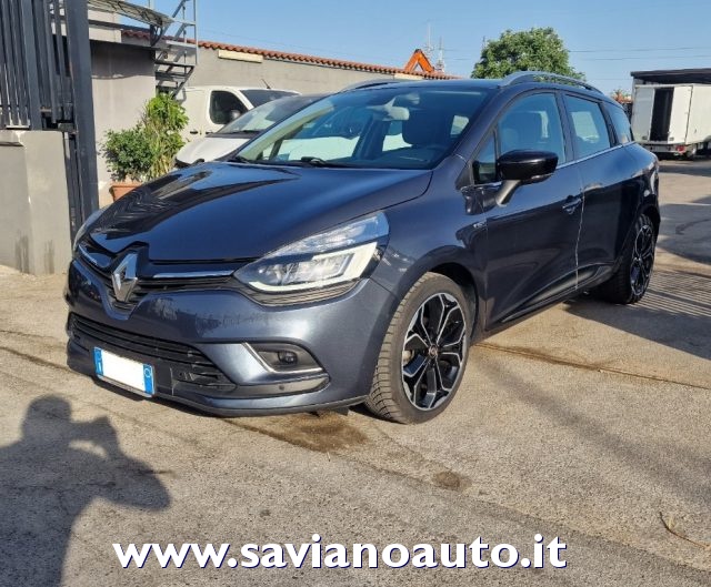 RENAULT Clio Grigio nuvola metallizzato