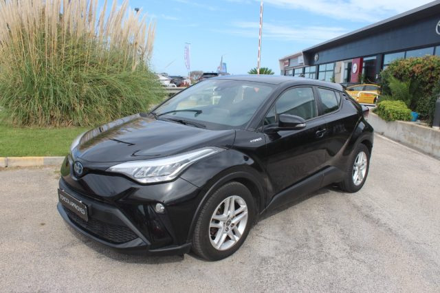 TOYOTA C-HR 1.8 Hybrid E-CVT Active 