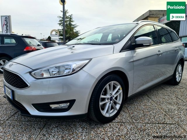 FORD Focus Argento metallizzato