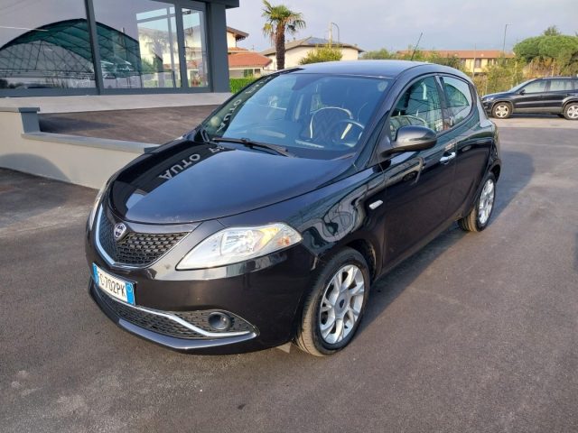 LANCIA Ypsilon Nero metallizzato