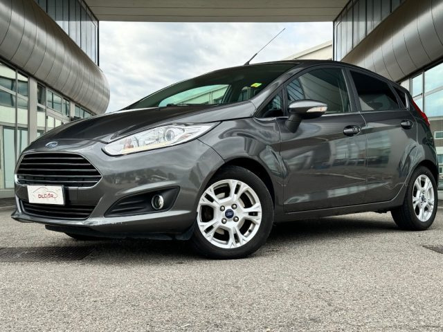 FORD Fiesta 1.5 TDCi 75CV 5P. Titanium Neopatentati 