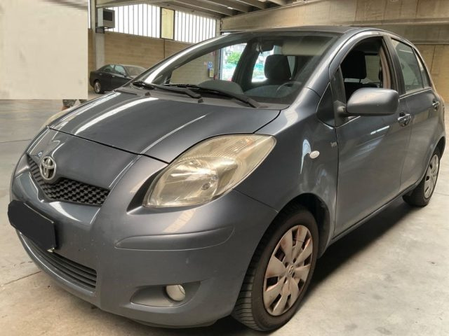 TOYOTA Yaris 1.3 5 porte 