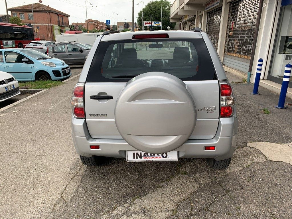 Foto SUZUKI Grand Vitara 1.6 16V 3 porte GPL MOTORE NUOVO APPENA CAMBIATO usato Bologna