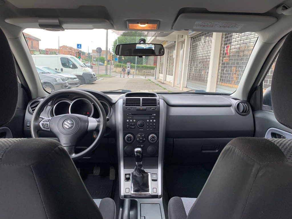 Foto SUZUKI Grand Vitara 1.6 16V 3 porte GPL MOTORE NUOVO APPENA CAMBIATO usato Bologna